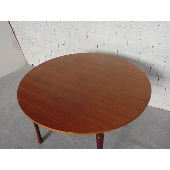 Image 1 of Vintage uittrekbare massief houten ronde tafel