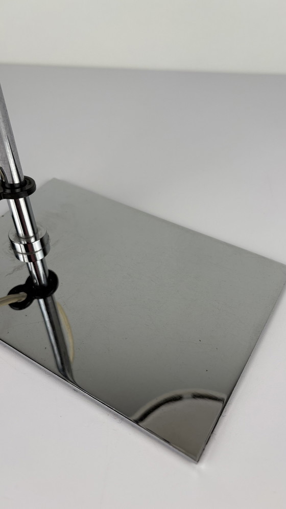 Image 1 of Vintage Metalen Bureaulamp Robert Sonneman Wit Chroom