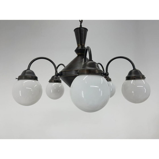 Image 1 of Art Deco kroonluchter van vintage metaal en melkglas, jaren 1930