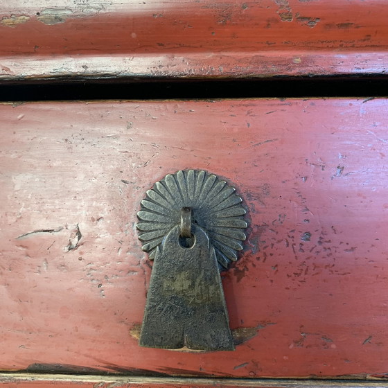 Image 1 of Antieke Traditionele Chinese Kast