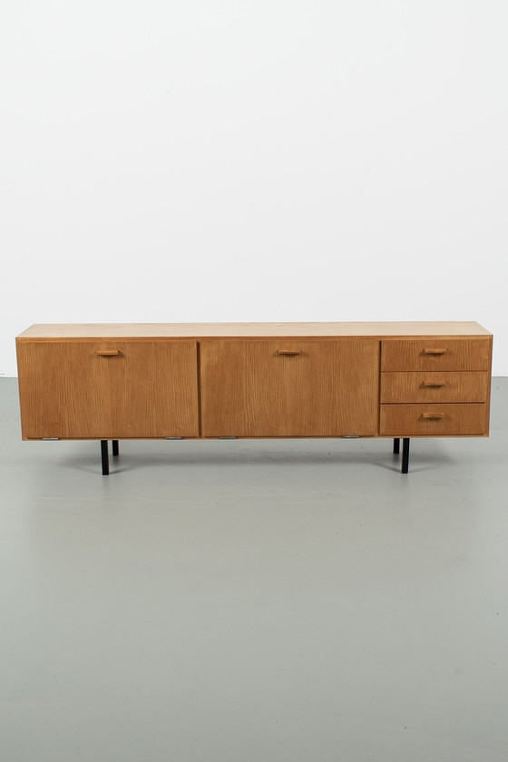 Image 1 of Extra klein dressoir/lowboard