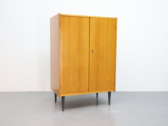 Image 1 of Vintage Kast 2 Deurs 1.18M