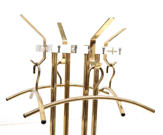 Image 1 of Staande vintage Hollywood Regency kapstok van plexiglas en metaal uit de jaren '70