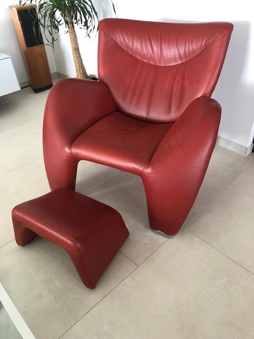 Leolux Echnaton relax fauteuil met onderpassende hocker