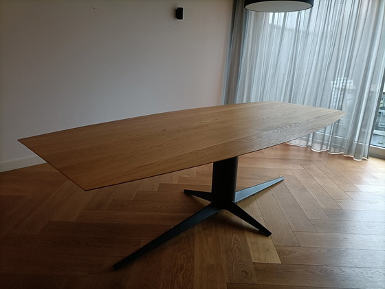 Image 1 of Seuren Jump And Wave Eettafel