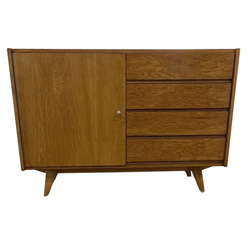 vintage design dressoir U458 van Jiri Jiroutek