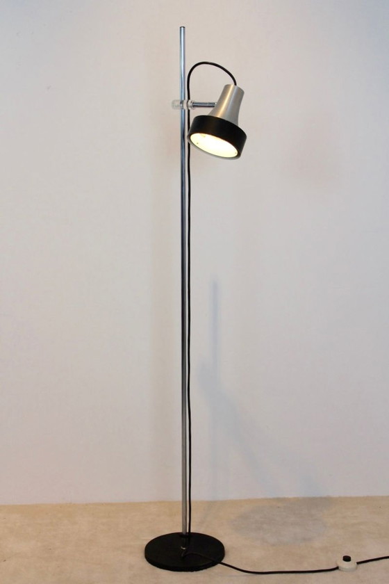 Image 1 of Raak vloerlamp