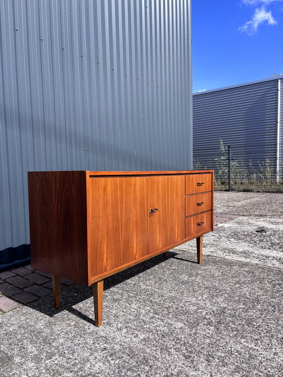 Image 1 of Vintage Dressoir Kastje Tvmeubel