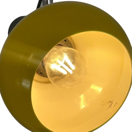 Image 1 of Space Age Design / lamp uit 1970 met twee kappen - oranje en geel met een chromen staander