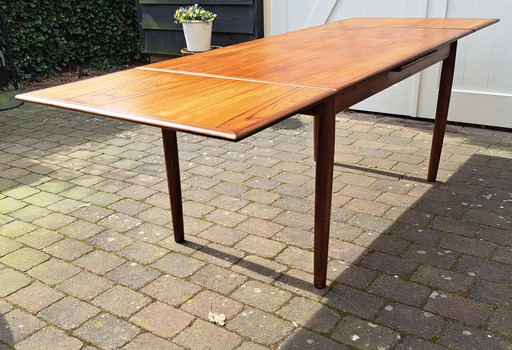 Vintage teakhouten eettafel XL