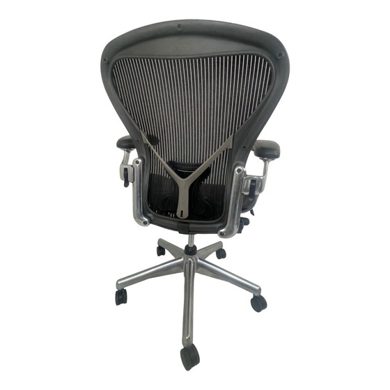 Image 1 of Herman Miller - Bureaustoel model Aeron - Maat B - Chroom onderstel (luxe uitvoering)