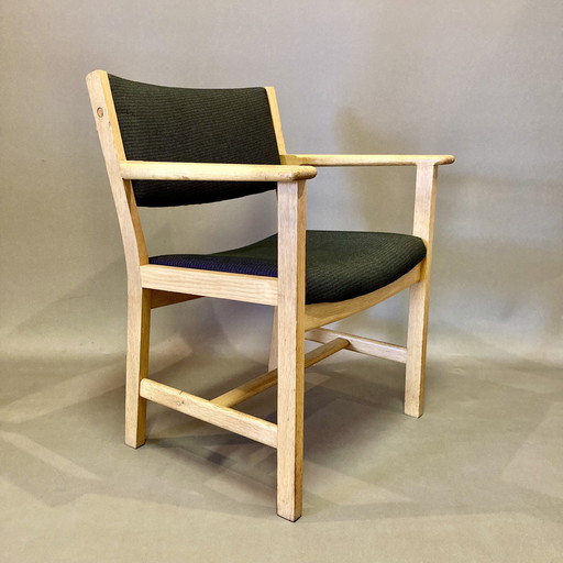 Fauteuil met stempel Hans Wegner "Scandinavisch ontwerp" 1960.