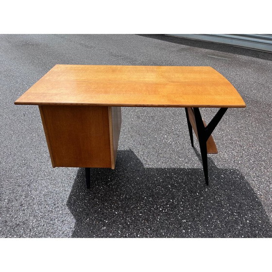 Image 1 of Vintage massief eikenhouten bureau van Louis Paolozzi voor Guermonprez, jaren 1950