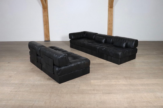 Image 1 of De Sede Ds-88 modulaire sofa in zwart patchworkleer, Zwitserland 1970S