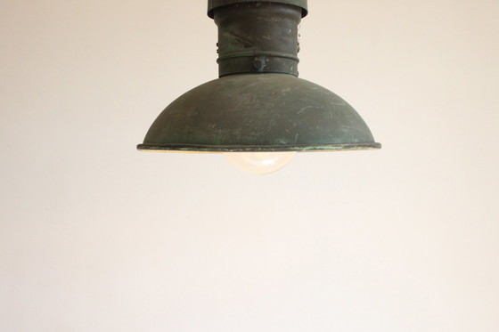 Image 1 of Industriële koperen fabrieks hanglampen, 1930S, set van 3