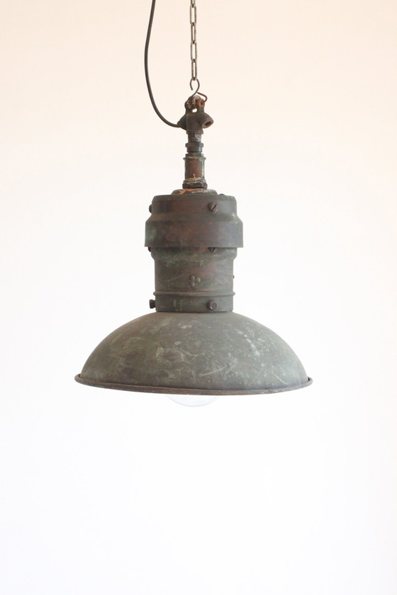 Image 1 of Industriële koperen fabrieks hanglampen, 1930S, set van 3