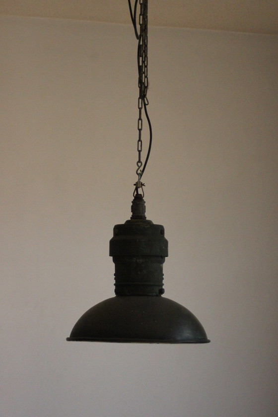 Image 1 of Industriële koperen fabrieks hanglampen, 1930S, set van 3