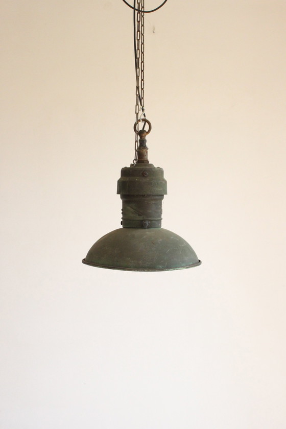 Image 1 of Industriële koperen fabrieks hanglampen, 1930S, set van 3