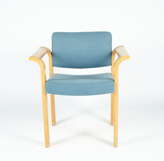 Image 1 of Magnus Olesen 'Conference Chair' postmodern vintage design jaren 70