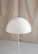 Verner Panton voor Louis Poulsen Panthella vloerlamp