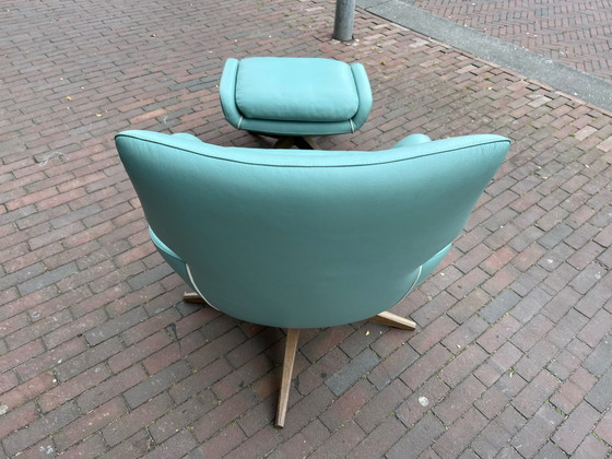 Image 1 of Leolux Lloyd Fauteuil & Hocker Leer