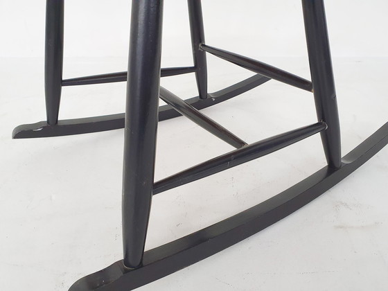 Image 1 of Mid-eeuwse schommelstoel met spindle rugleuning, Nederland 1960's