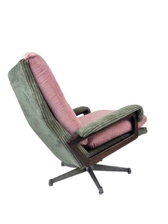 Image 1 of Draaifauteuil ‘King’ Chair Strässle André Van Den Breuck Roze En Groen