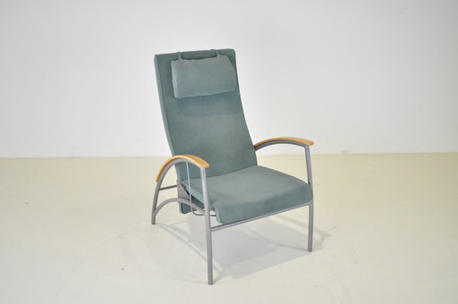 KEBE lounge chair
