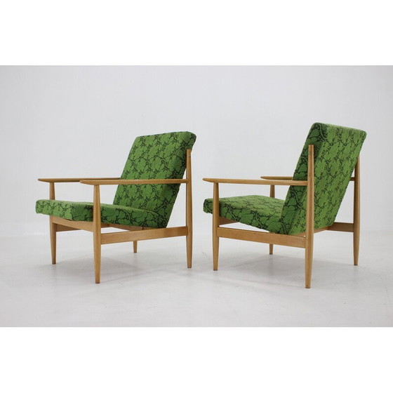 Image 1 of Paar vintage beukenhouten fauteuils met bekleding van Ton, Tsjecho-Slowakije 1960