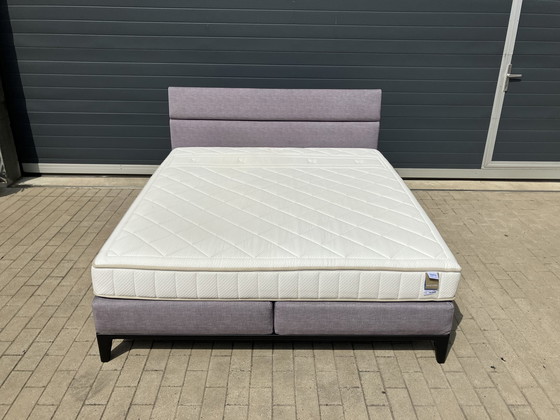 Image 1 of Zeer recente Auping Criade Boxspring 180 x 200 Lichtgrijs Topstaat!