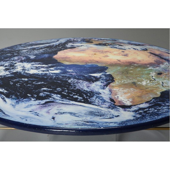 Image 1 of Vintage salontafel met plexiglas onderstel en hars top, 1990