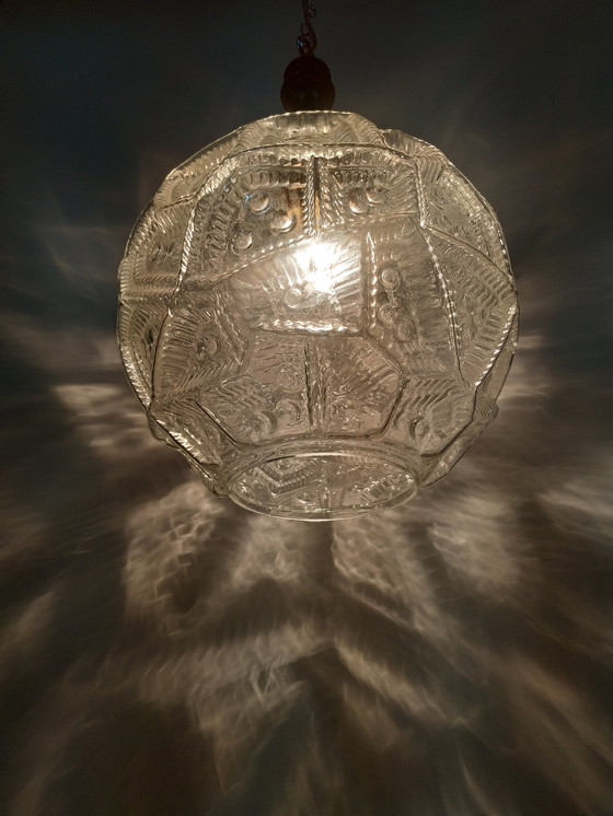 Image 1 of Vintage Jaren 60 plafondlamp bollamp (geperst glas)