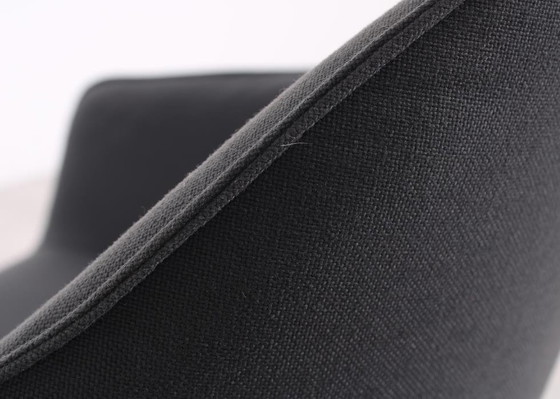 Image 1 of 6X Vitra Softshell Stoel Antraciet