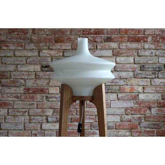Image 1 of Vintage vloerlamp van wit glas en hout door ULUV, Tsjecho-Slowakije 1960
