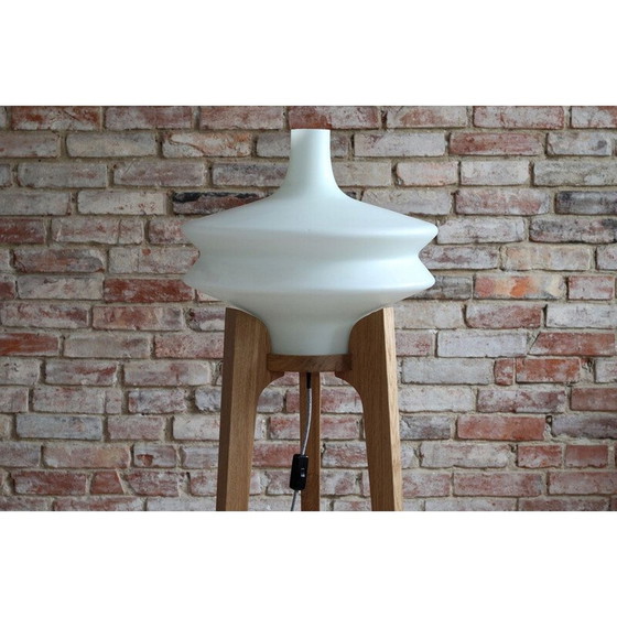 Image 1 of Vintage vloerlamp van wit glas en hout door ULUV, Tsjecho-Slowakije 1960
