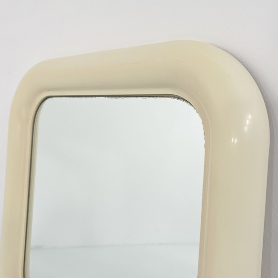 Image 1 of Crème Delfo spiegel door Sergio Mazza voor Artemide, 1960S