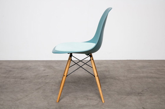 Image 1 of 2x Vitra Plastic chair DWS 