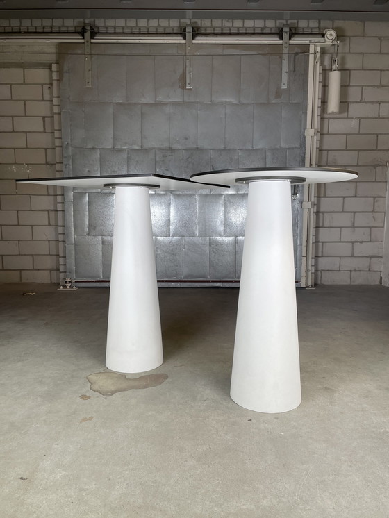 Image 1 of 2x Moooi Container tafel