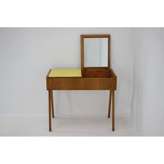 Image 1 of Vintage kaptafel met spiegel, Tsjecho-Slowakije, 1960