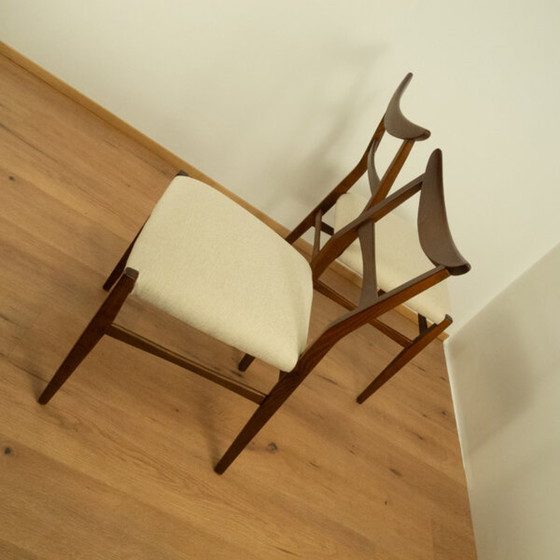 Image 1 of 6x Cowhorn Stoelen: Donker gebeitst essen met lichtbeige bekleding, 1960