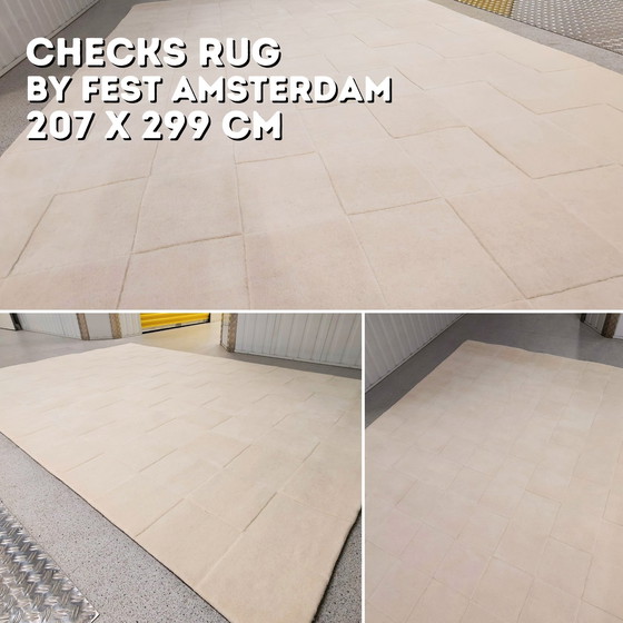 Image 1 of Fest Amsterdam Ruiten Vloerkleed Medium - 207 x 299 cm | In uitstekende staat