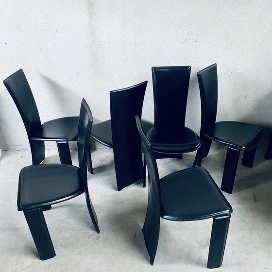 Image 1 of 6 X Zwart Leren Tripot Eetkamerstoelen Pietro Costantini Italiaans Design 1980