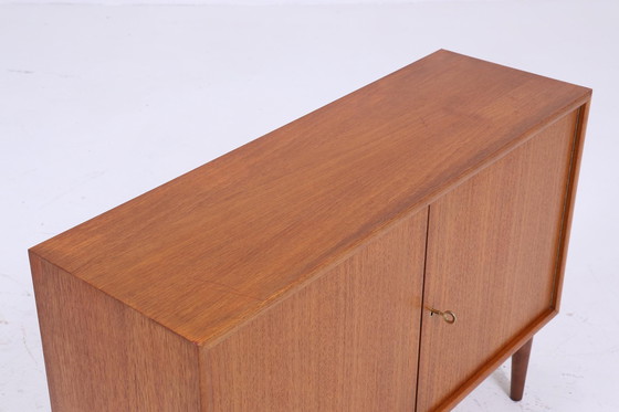 Image 1 of Smalle WK teak ladekast | Mid Century kast | Vintage ladekast retro 60s hal hout