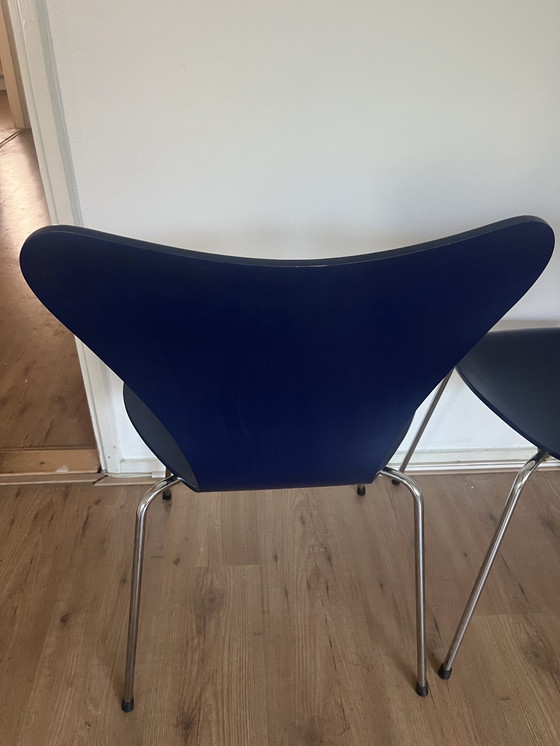 Image 1 of 4x Fritz Hansen Vlinderstoel blauw