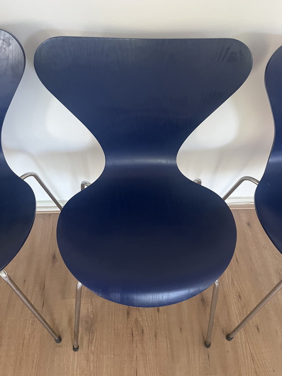 Image 1 of 4x Fritz Hansen Vlinderstoel blauw