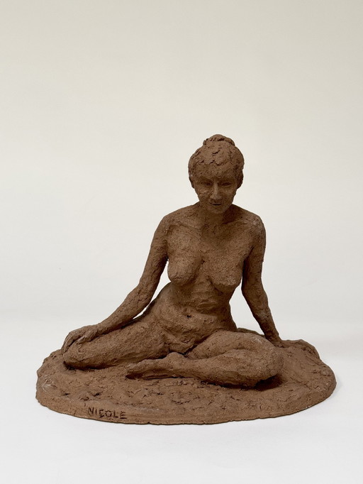 Yolande Ide (1931) - Terracotta sculptuur " Nicole "