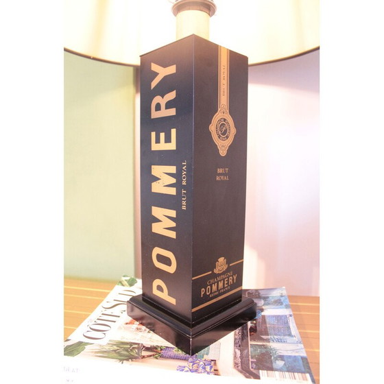 Image 1 of Vintage "Champagne" tafellamp van zwart gelakt metaal, Frankrijk 1970