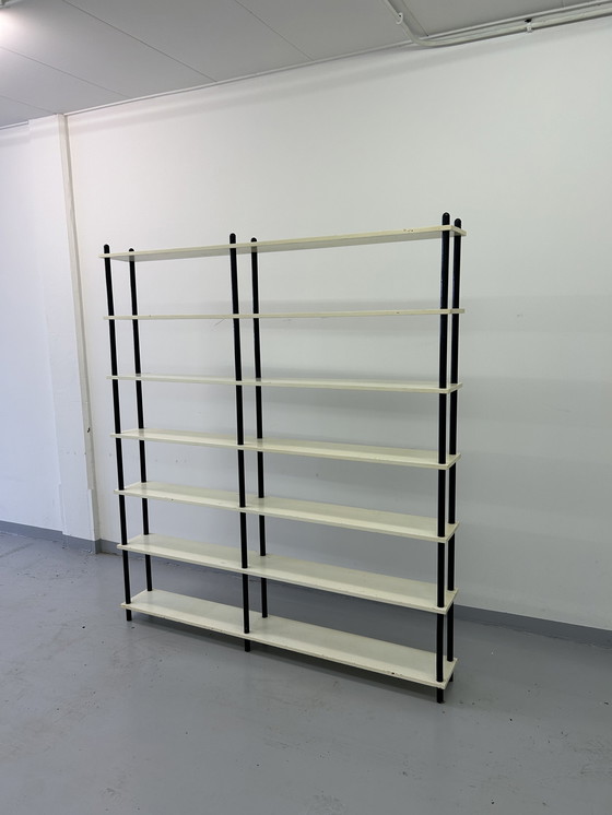 Image 1 of Grote Stokkenkast wall unit door Willem Lutjens