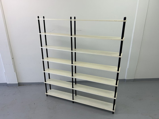 Image 1 of Grote Stokkenkast wall unit door Willem Lutjens