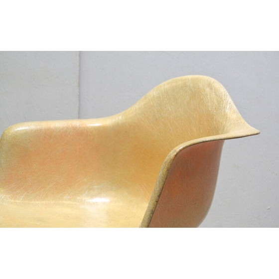Image 1 of Edge" vintage fauteuil 1e editie Paw door Charles Eames voor Zenith Plastics